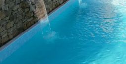 Muret en pierre sèche pour piscine à Meze (34)